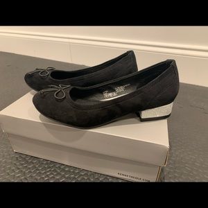 Kenneth Cole Reaction shoes for girls